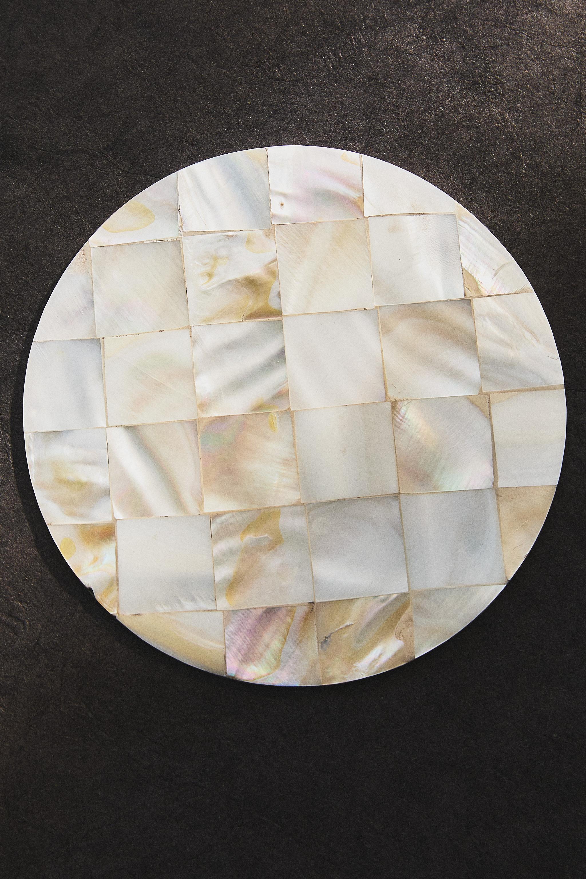 SET OF MOTHER-OF-PEARL COASTERS (SET OF 4)